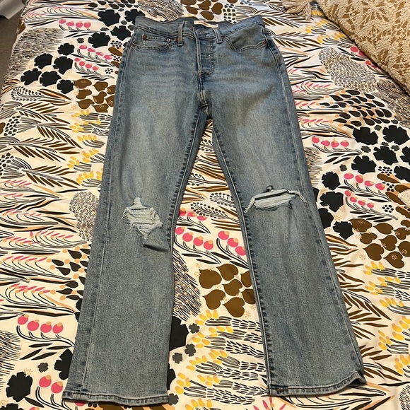Levi’s Wedgie Straight Jeans - Picture 6 of 6